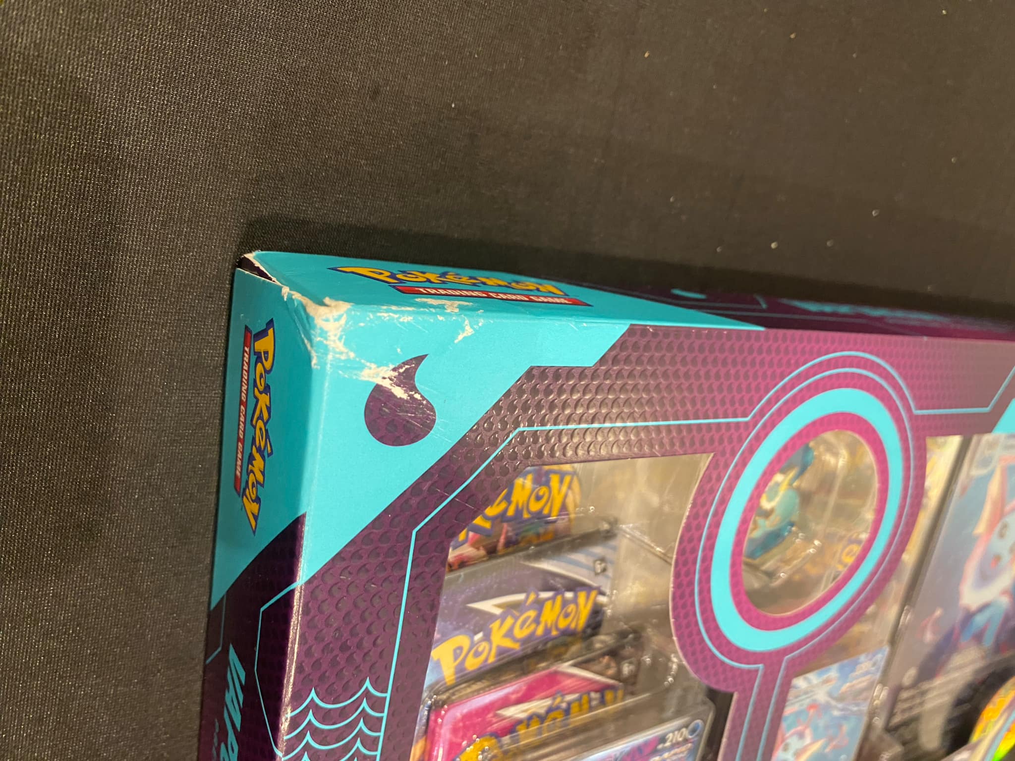 Pokemon TCG: Vaporeon Vmax Premium Collection Box