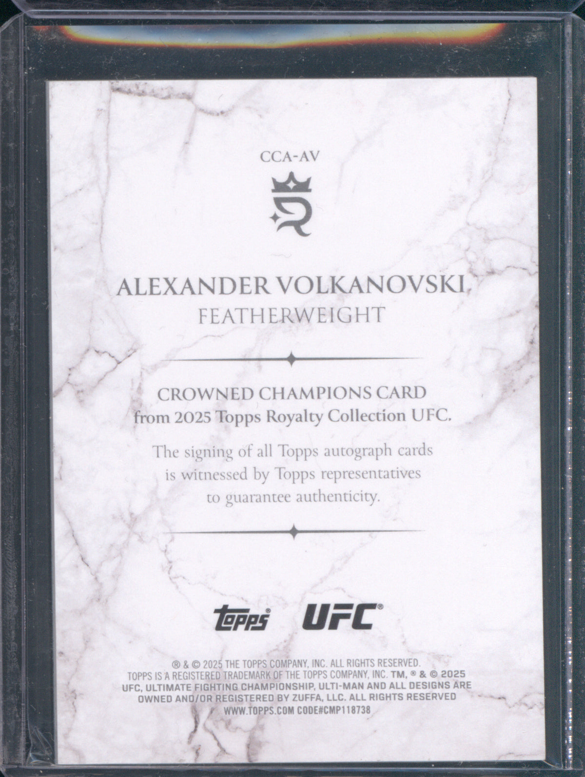 Alexander Volkanovski 2025 Topps Royalty Crowned Champions Auto 10/25