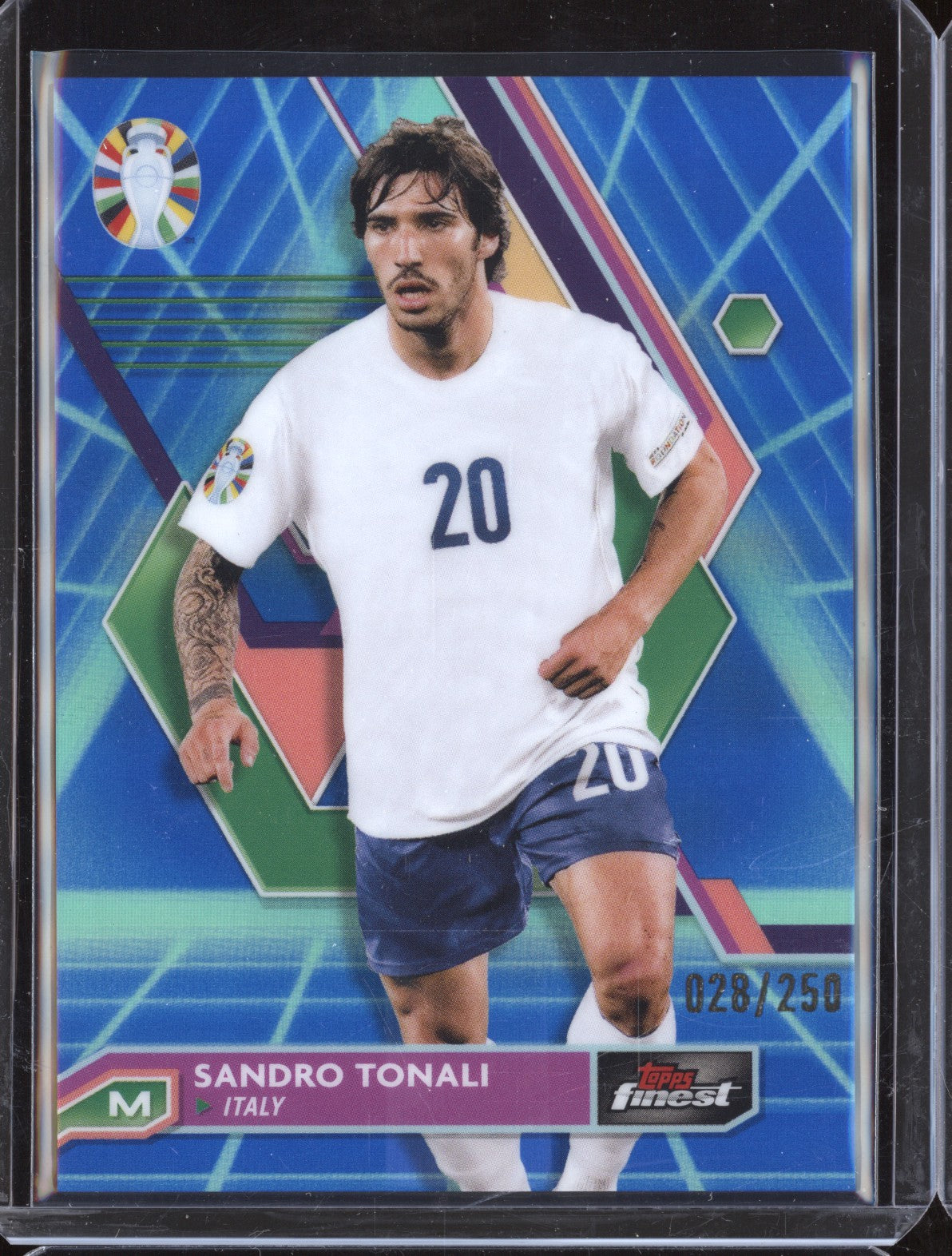 Sandro Tonali 2023 Toops Finest Euro 43 Blue Aqua Vaporwave Refractor 28/250