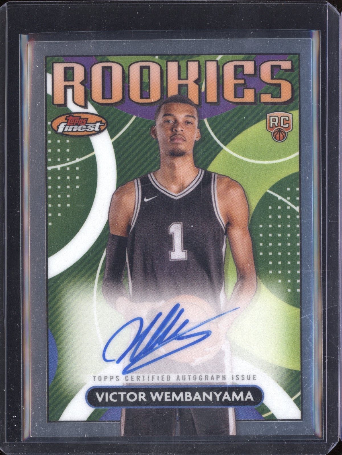 Victor Wembanyama 2023-24 Topps Finest RFA-VW Rookie Finest Auto RC