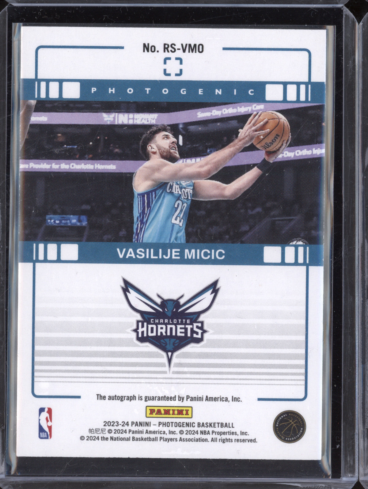 Vasilije Micic 2023-24 Panini Photogenic RS-VMO Rookie Autographs Gold RC 8/10