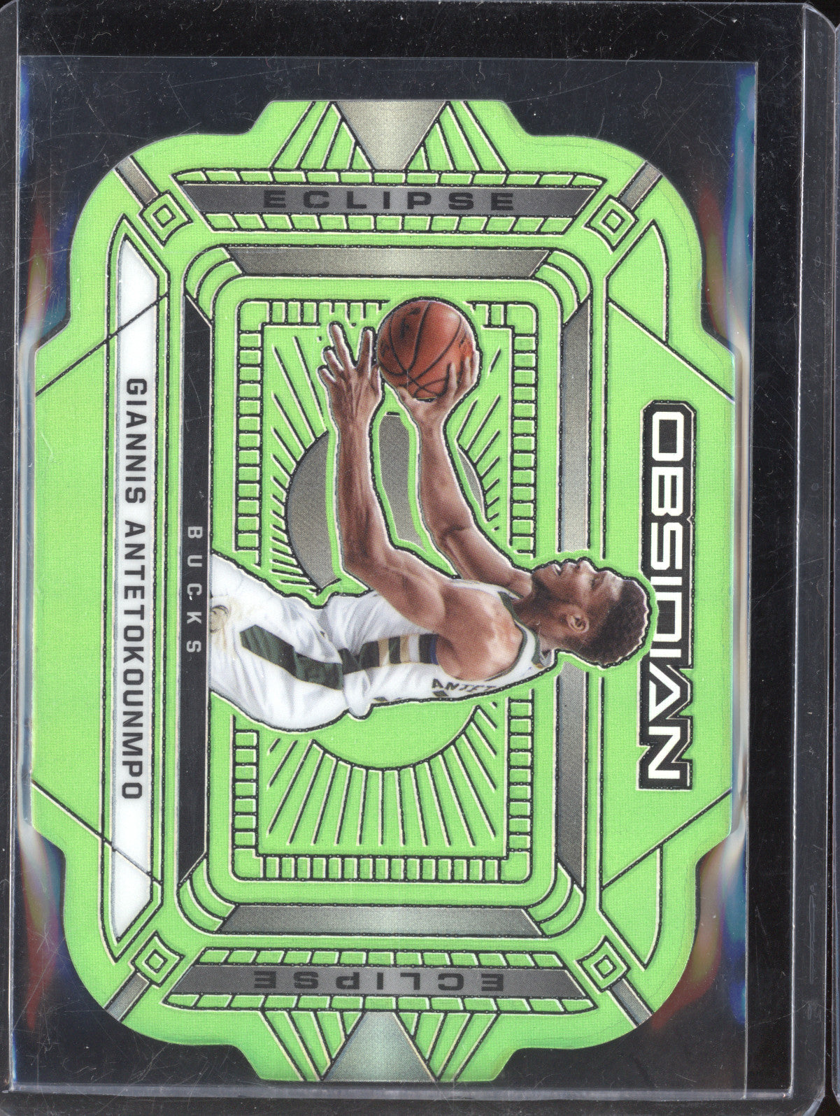 Giannis Antetokounmpo 2020-21 Panini Obsidian 5 Eclipse Green Flood