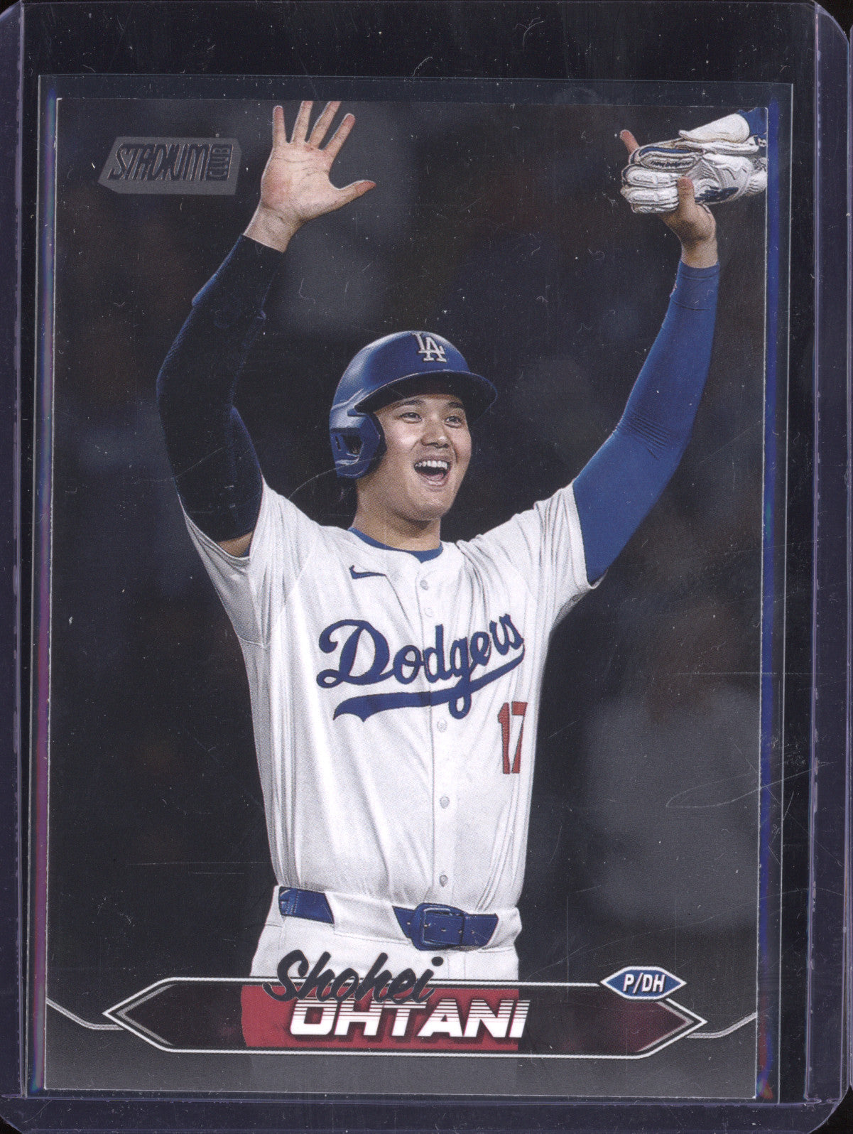 Shohei Otani 2024 Topps Stadium Club 200 Black Foil