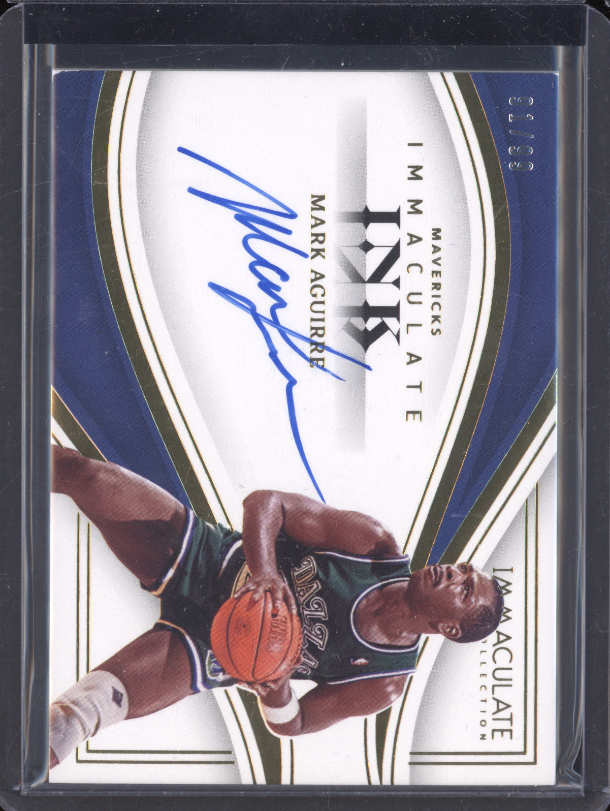 Mark Aguirre 2022-23 Panini Immaculate II-MKA Immaculate Ink 91/99