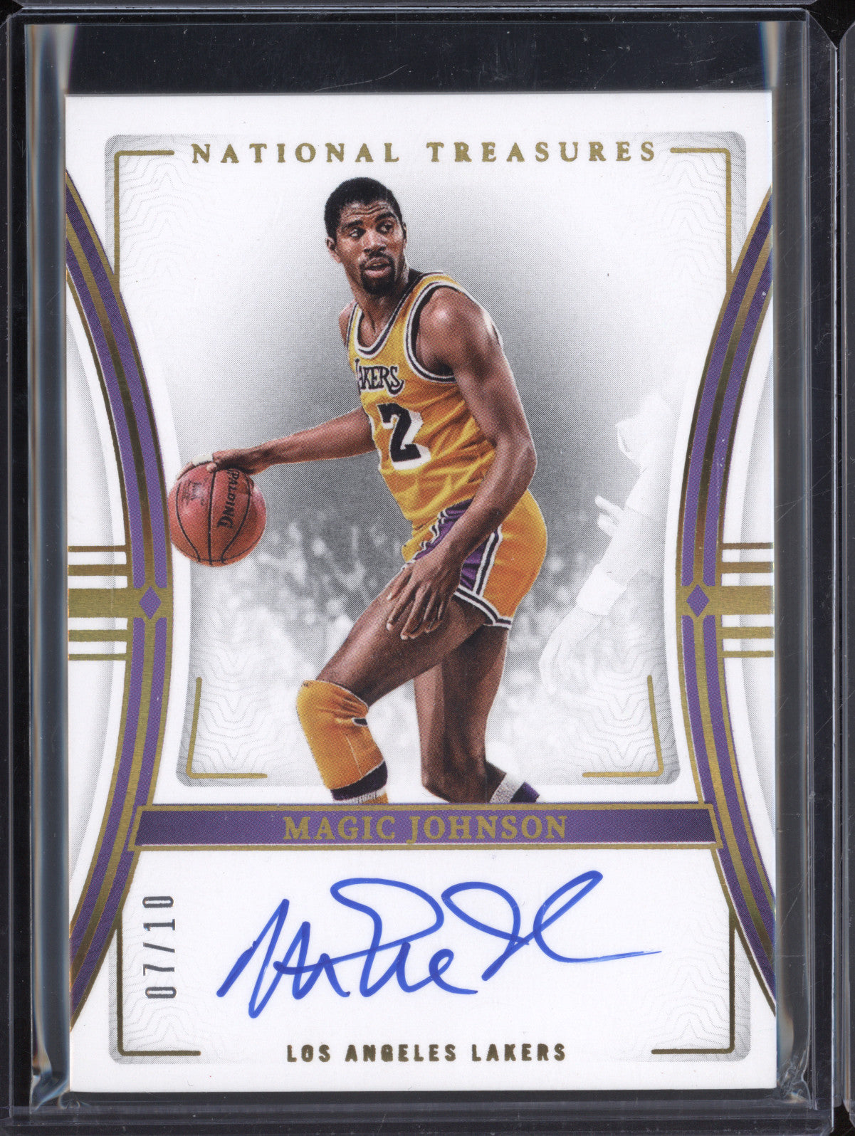Magic Johnson 2023-24 Panini NT S-MGJ Signatures Gold 7/10