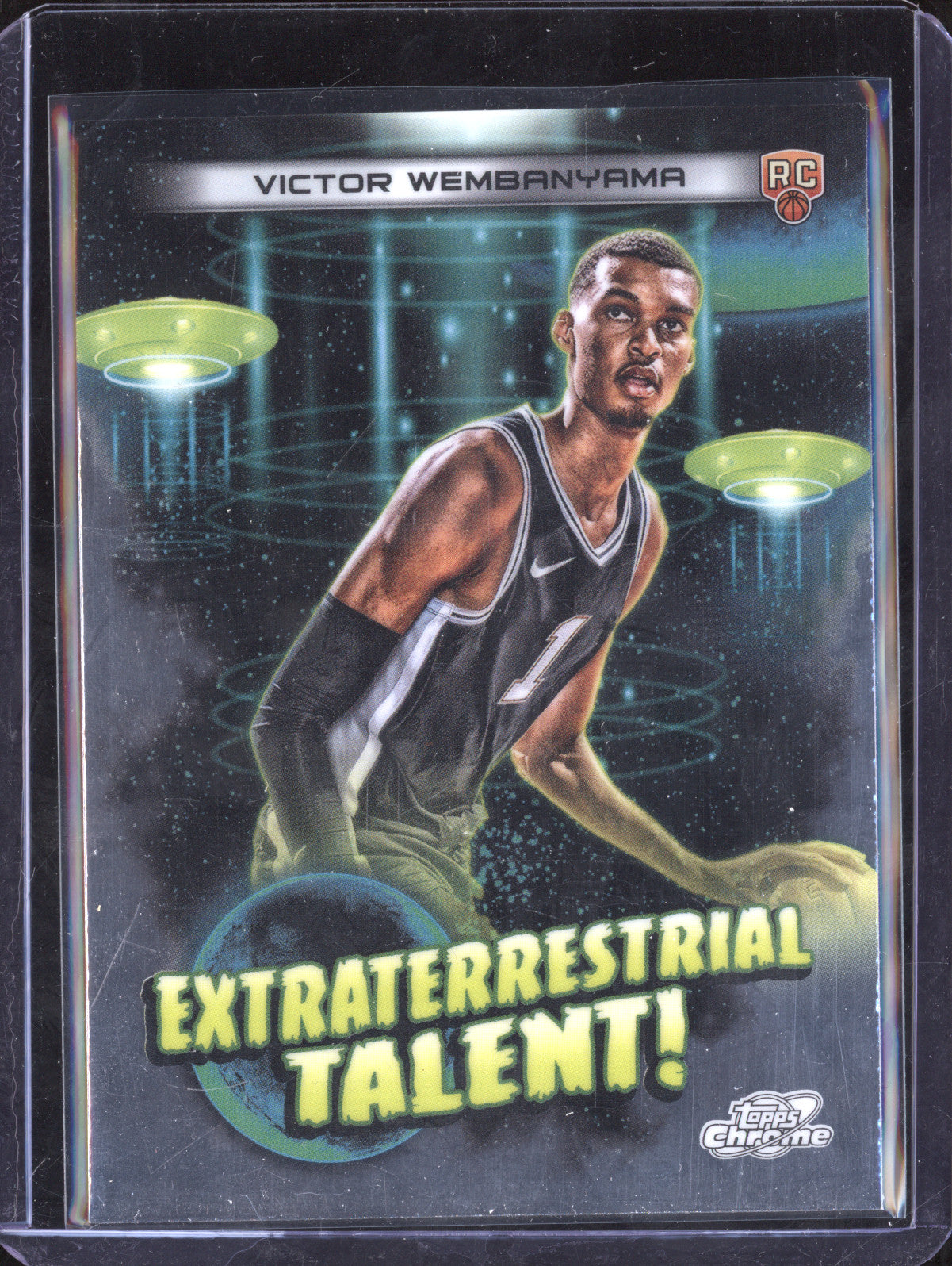 Victor Wembanyama 2023-24 Topps Cosmic Chrome ET-16 Extraterrestrial Talent RC