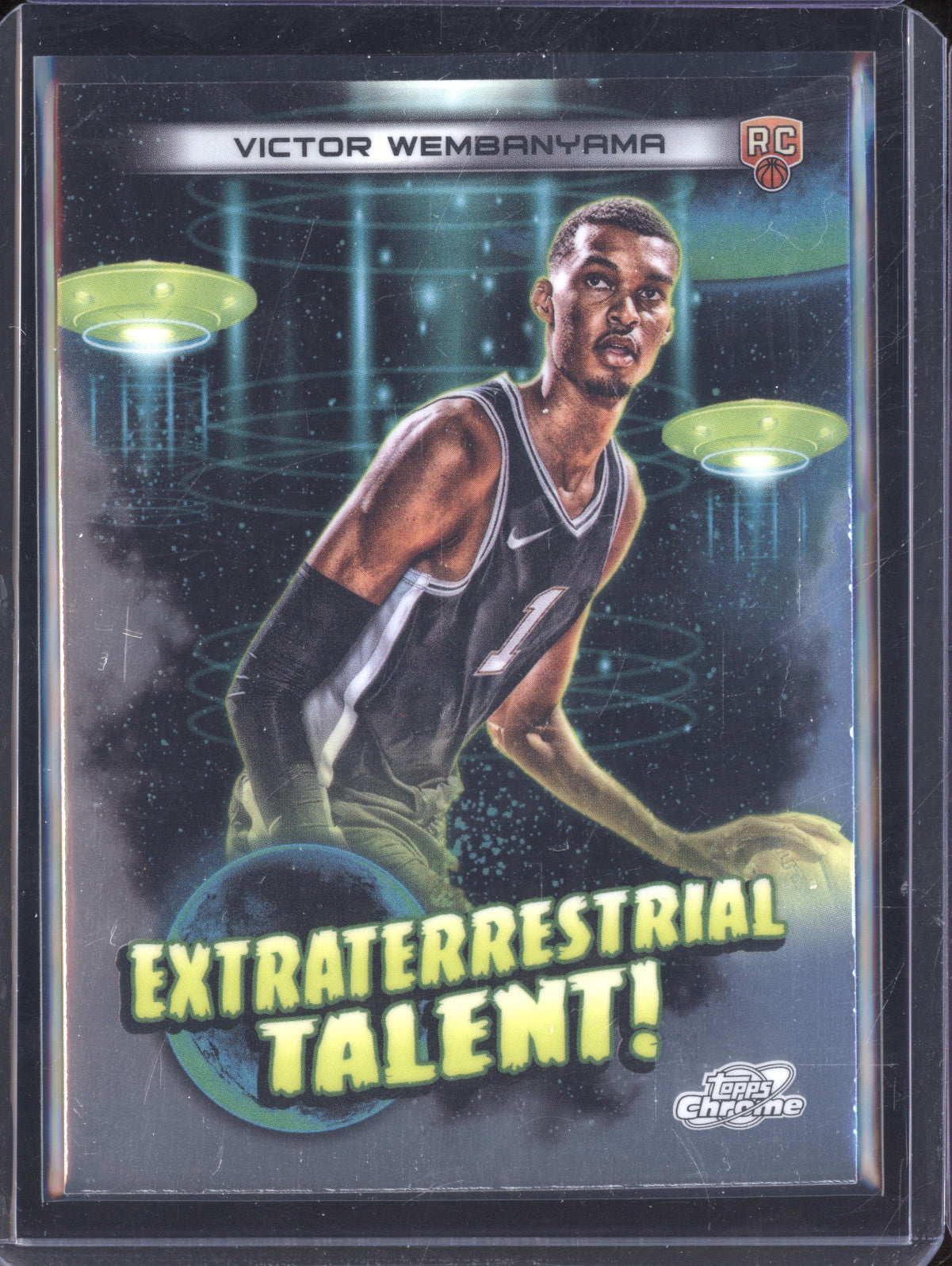 Victor Wembanyama 2023-24 Topps Cosmic Chrome ET-16 Extraterrestrial Talent RC