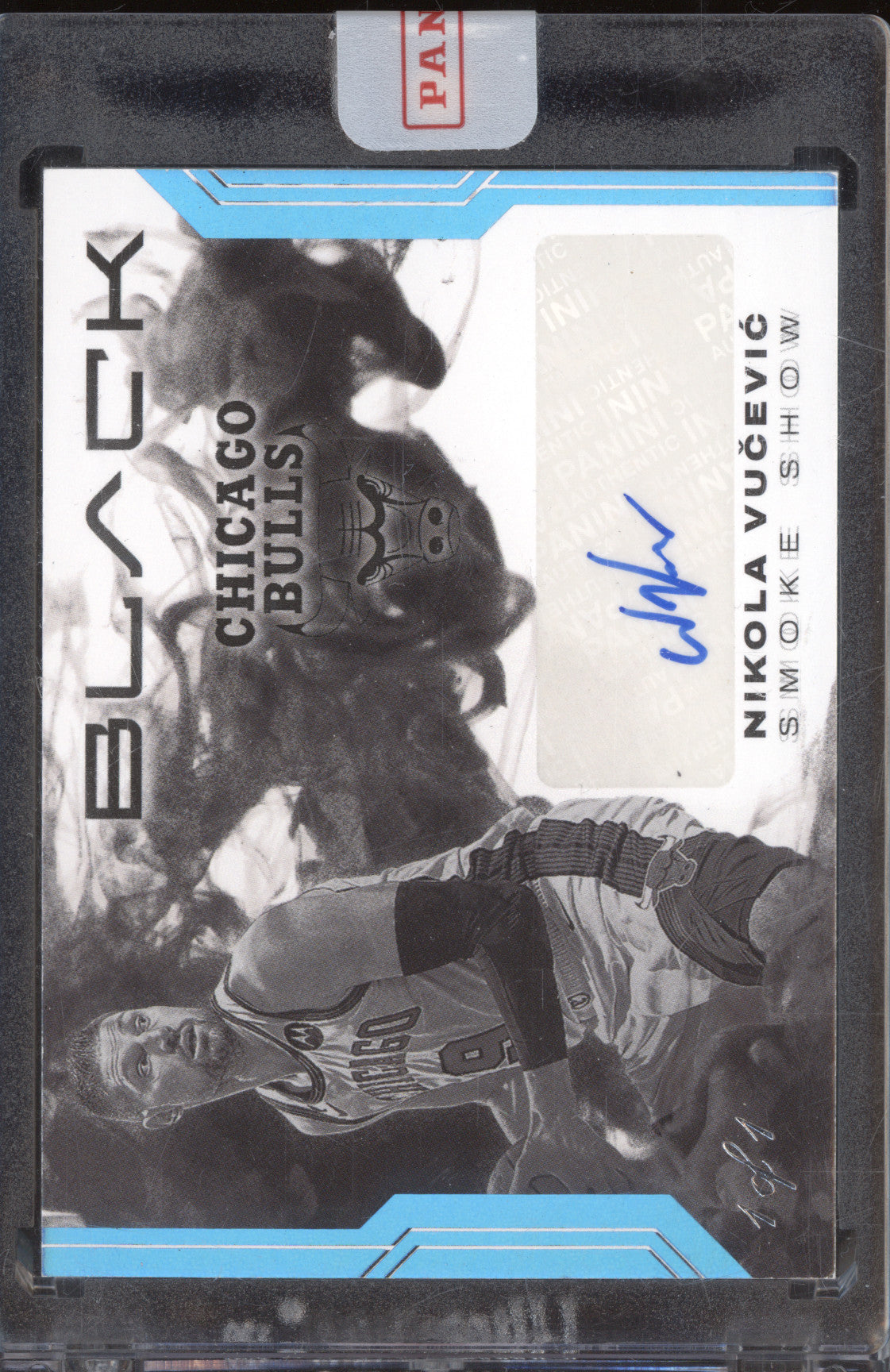 2022-23 Panini Black SSS-NKV Nikola Vucevic Smoke Show Signature 1/1