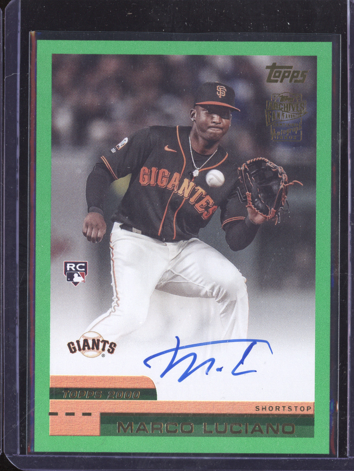Marco Luciano 2024 Topps Archives 00FF-ML 2000 Fan Favorites Auto Green RC 29/99