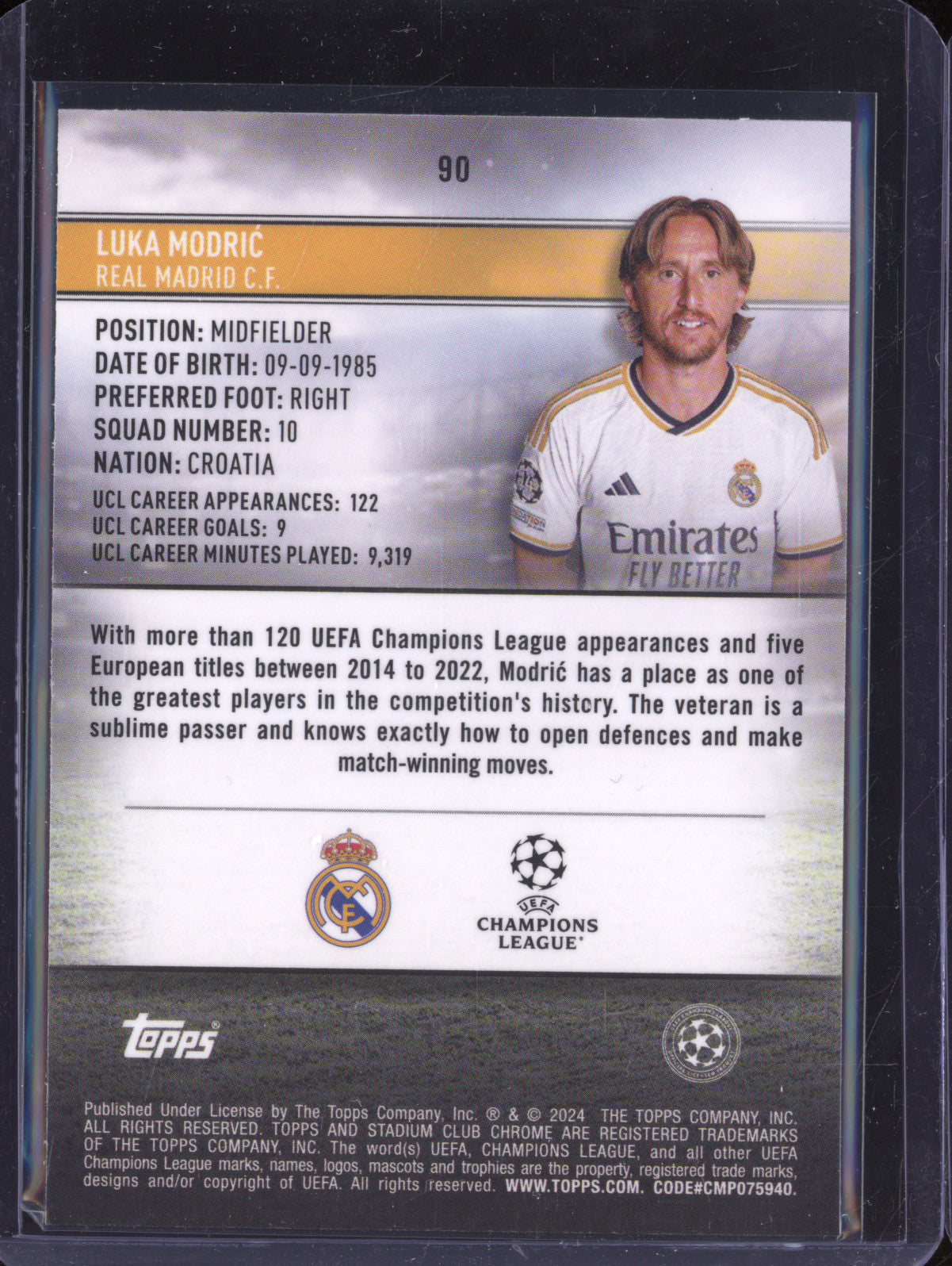 Luka Modric 2023-24 Topps Stadium Club Chrome 90 Green Refractor 125/150