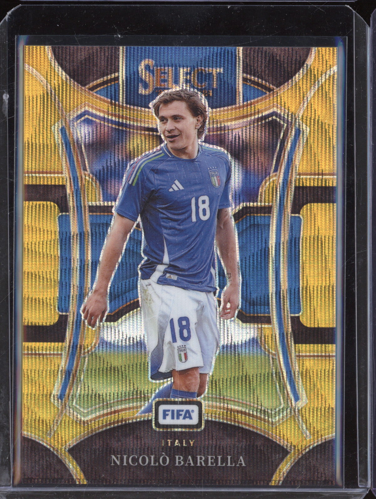 Nicola Barella 2023-24 Panini Select FIFA 188 Gold Wave 2/10