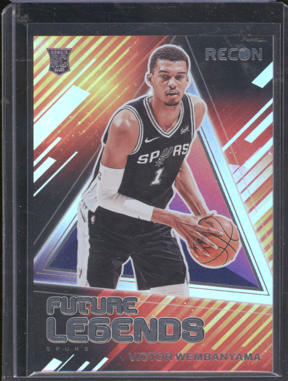 2023-24 Panini Recon Victor Wembanyama 14 Future Legends RC