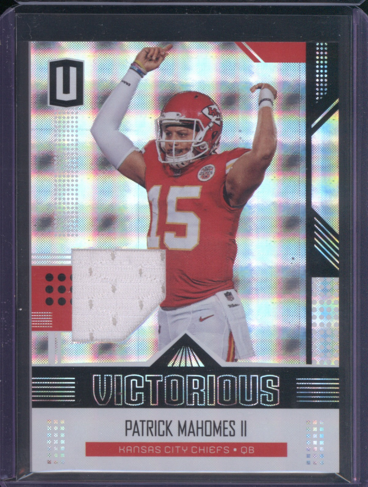 Patrick Mahomes II 2018 Panini Unparalleled VT-PM Victorious Jersey Relic