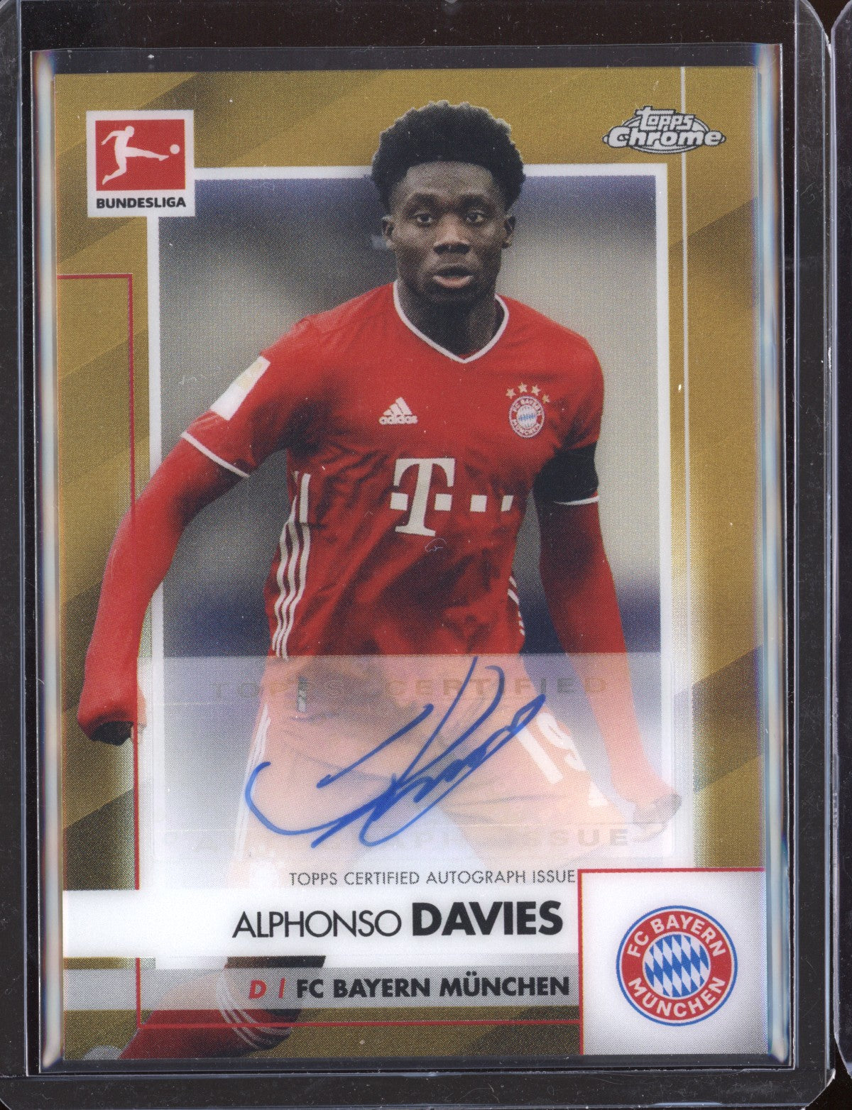 Alphonso Davies 2020-21 Topps Chrome Bundesliga Gold Chrome Autograph 54/60