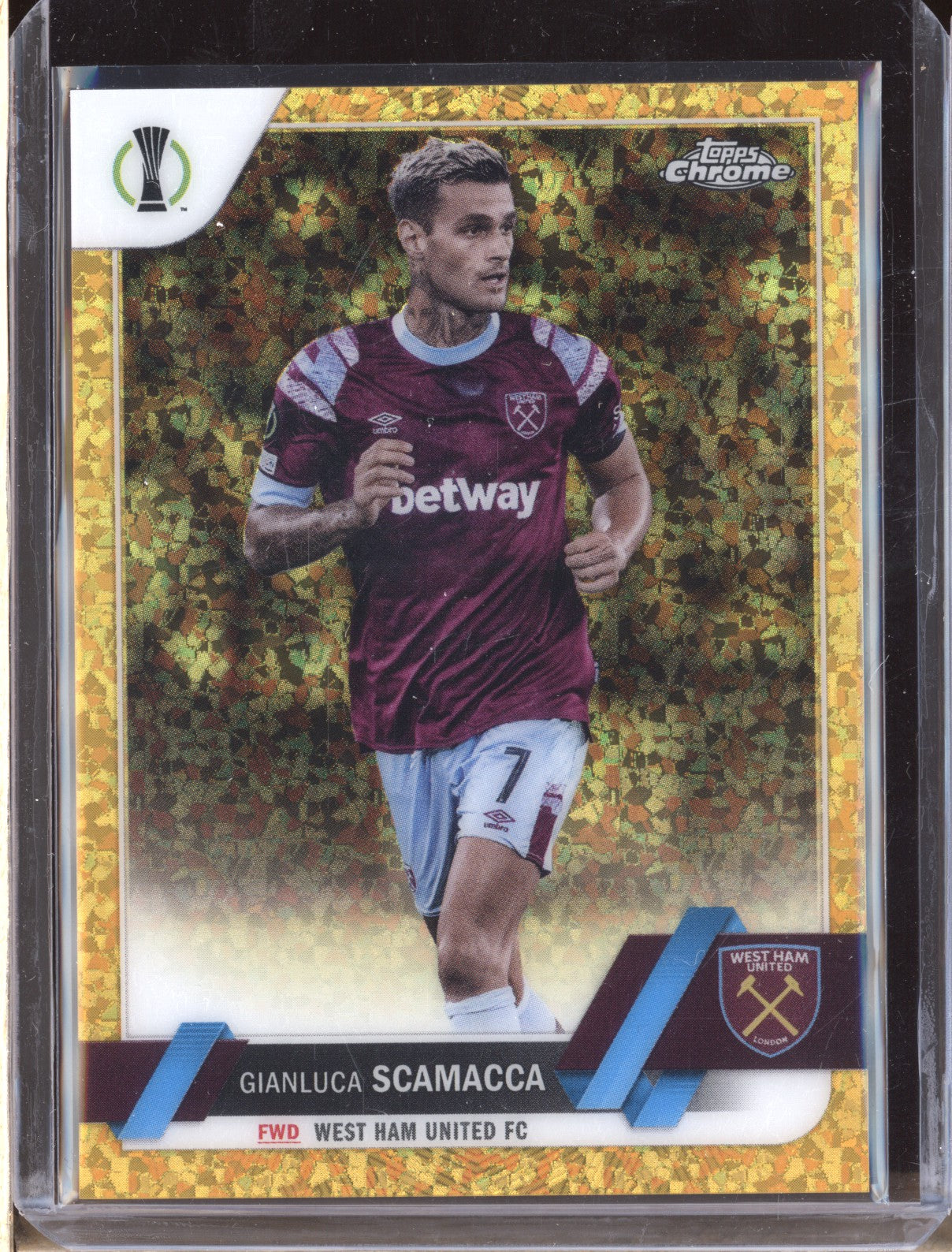 Gianluca Scamacca 2022-23 Topps Chrome UEFA Gold Mini Diamond Jersey Number 7/50