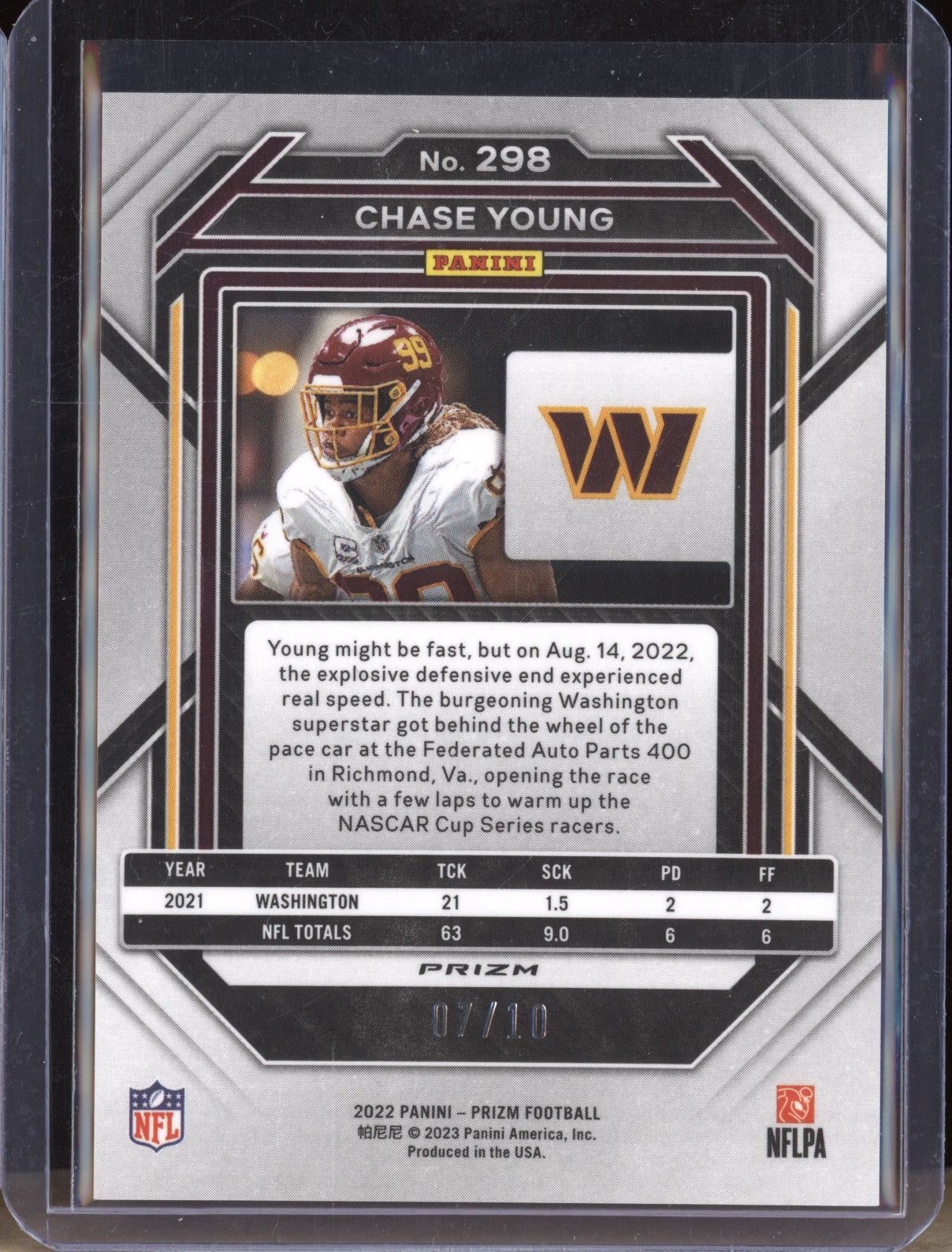 Chase Young 2022 Panini Prizm 298 Gold Shimmer 7/10