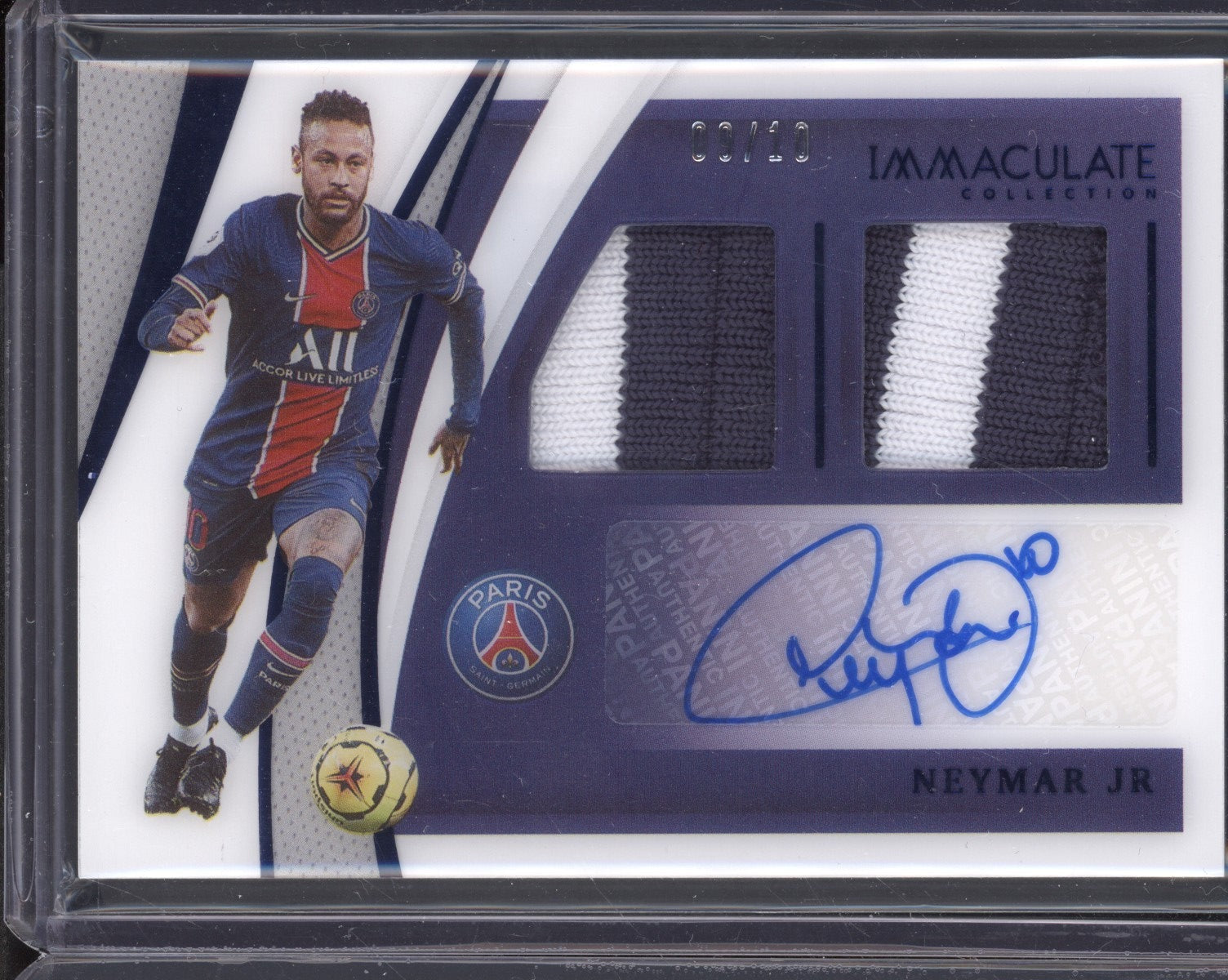 Neymar Jr 2020-21 Panini Immaculate Gold Dual Swatch Autographs 9/10