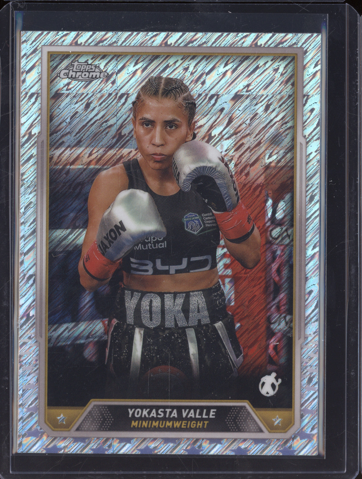Yokasta Valle 2024 Topps Boxing Chrome 74 Shimmer