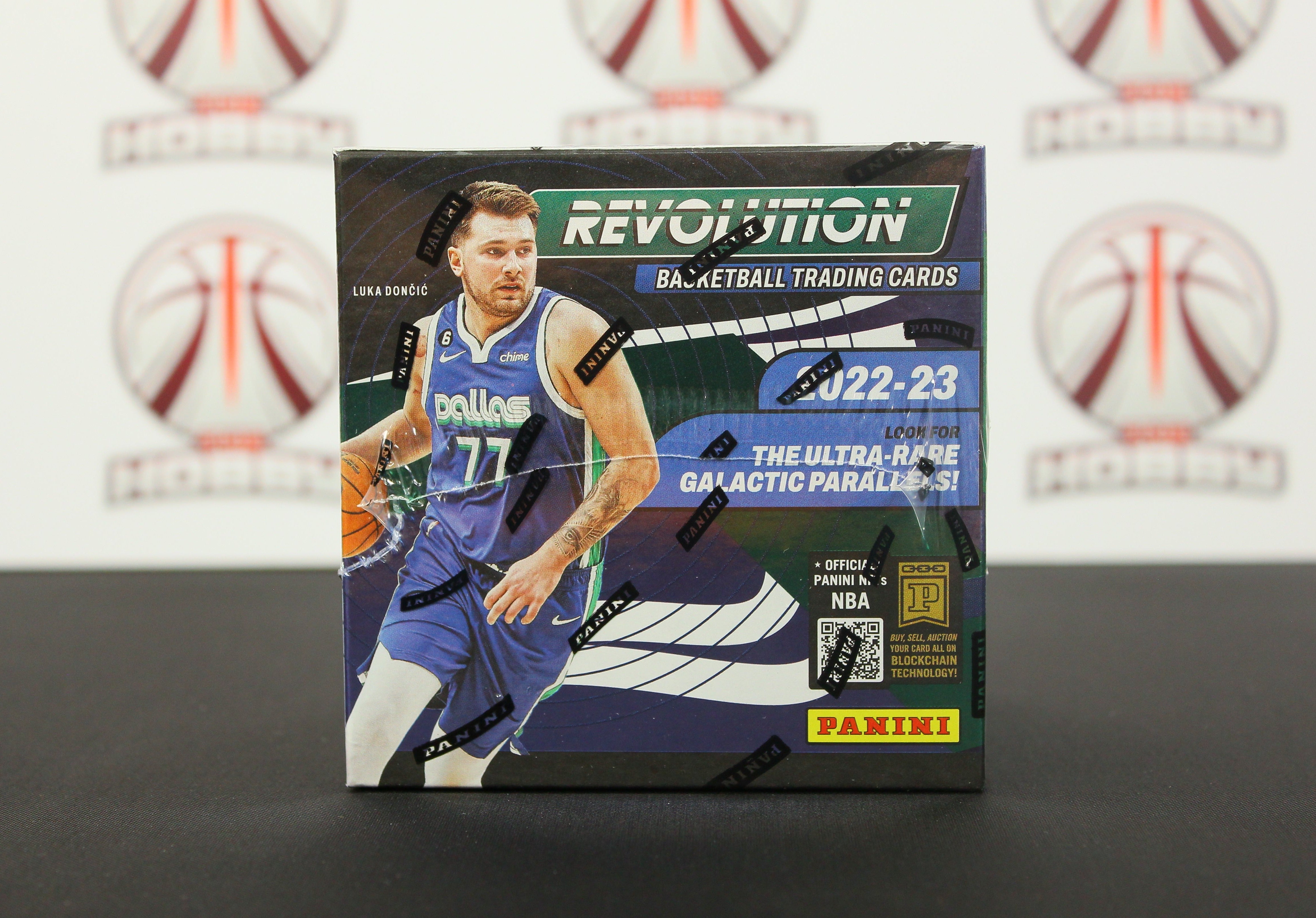 2022-23 Panini Revolution Hobby Box