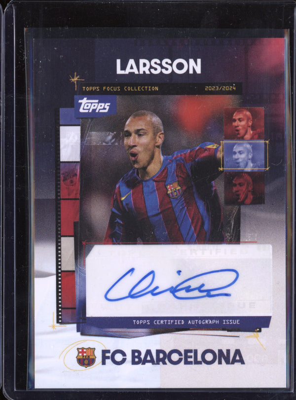 Henrik Larsson 2023-24 Topps Focus FC Barcelona Team Set Snapshot Autographs