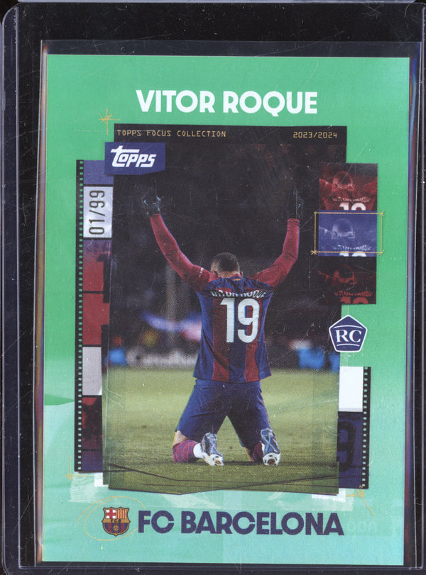 Vitor Roque 2023-24 Topps Focus FC Barcelona Team Set 34 Green 1/99