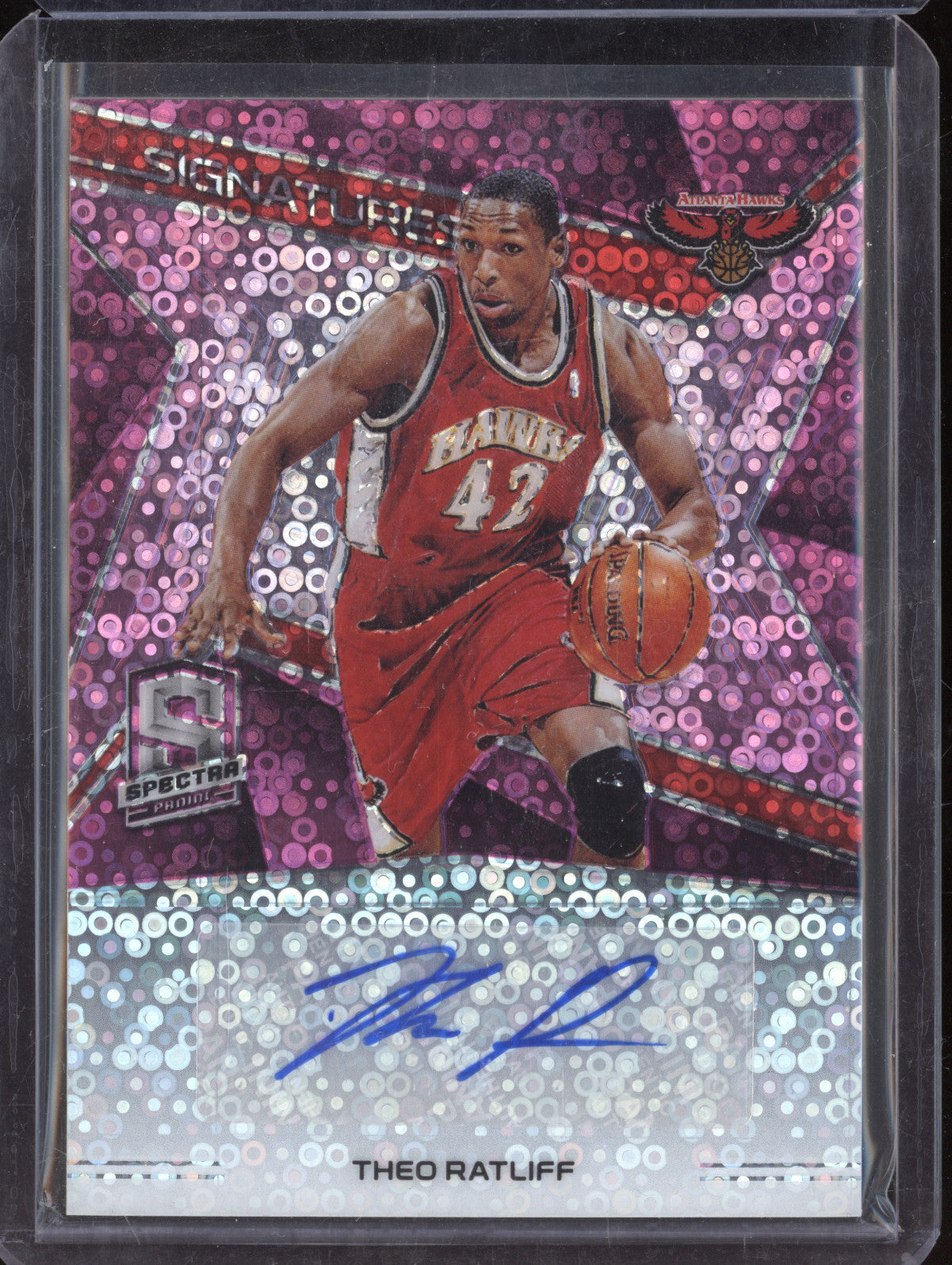 Theo Ratliff 2018-19 Panini Spectra SG-TRT Signatures Pink Neon 11/25