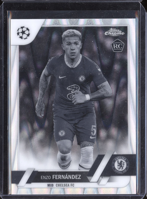 Enzo Fernandez 2022-23 Topps Chrome UEFA 158 Black & White Ray Wave RC