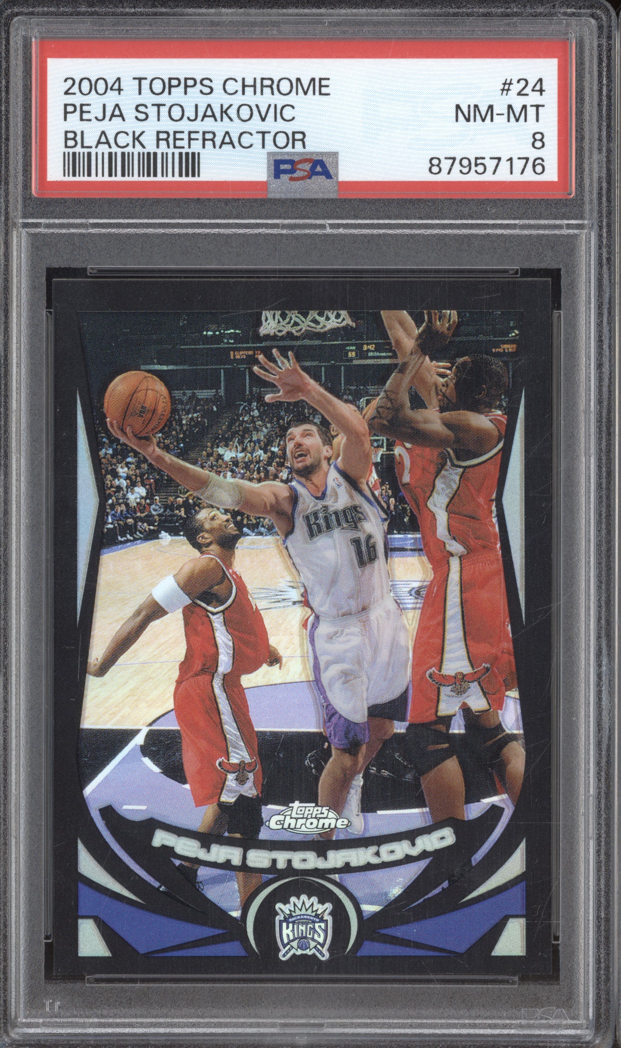 2004 Topps Chrome 24 Peja Stojakovic Black Refractor 012/500 PSA 8