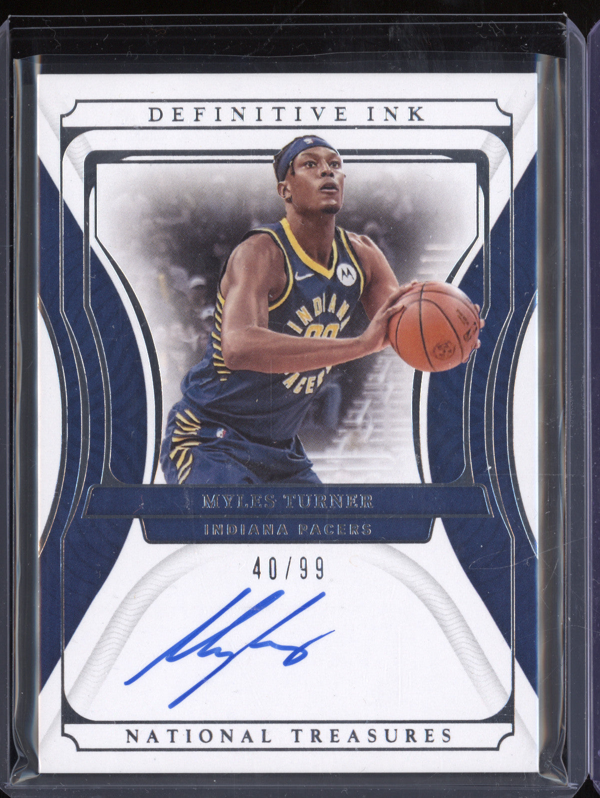 Myles Turner 2021-22 Panini National Treasures DI-MYT Definitive Ink Auto 40/99