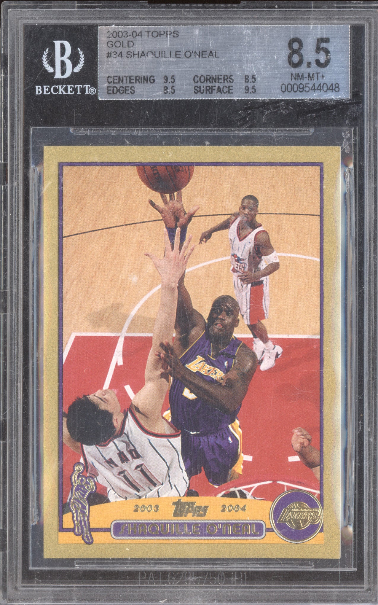 2003 Topps 34 Shaquille O'Neal 84/99 Gold BGS 8.5