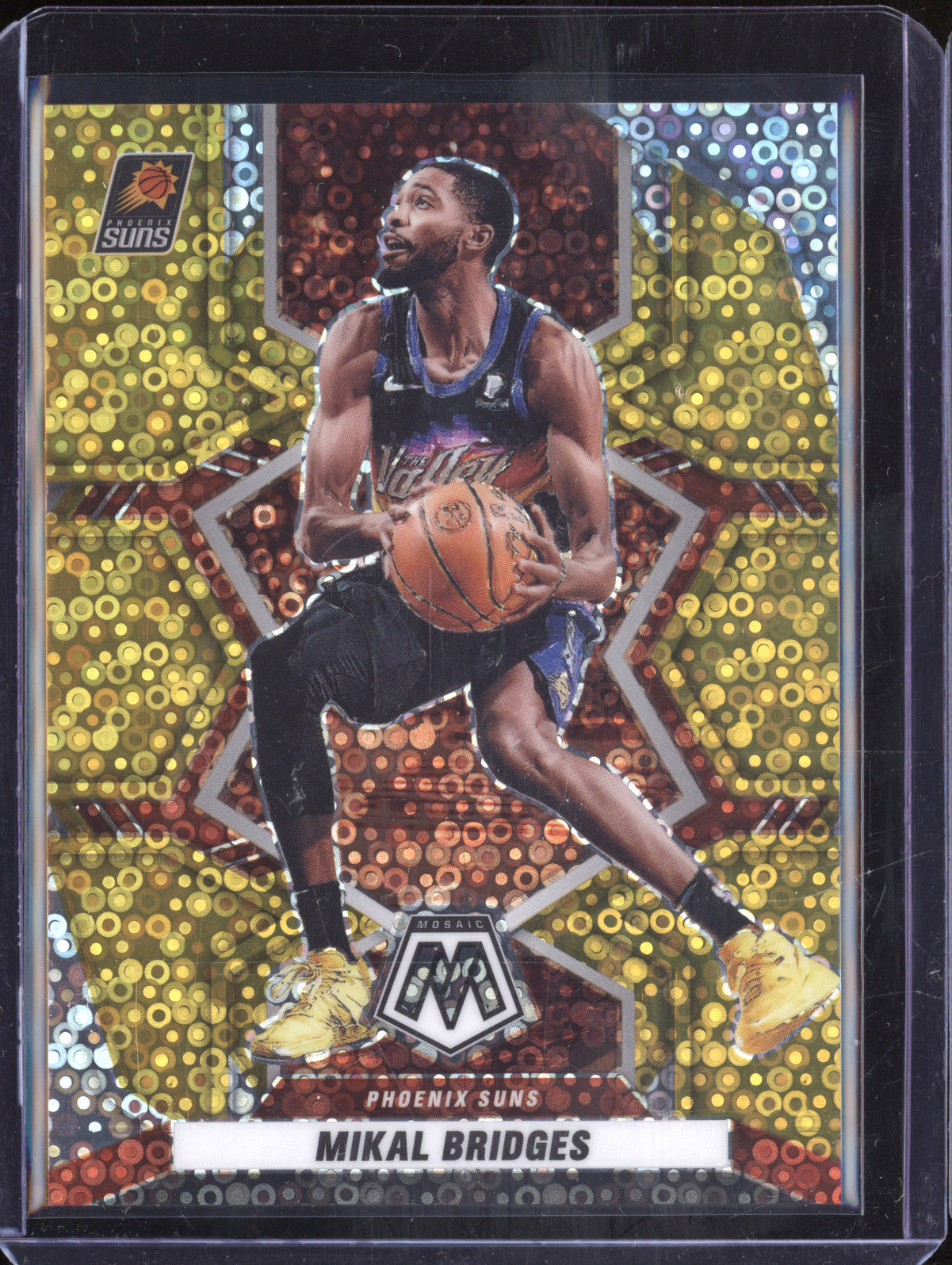 Mikal Bridges 2021-22 Panini Mosaic 170 Gold Breakaway 4/10