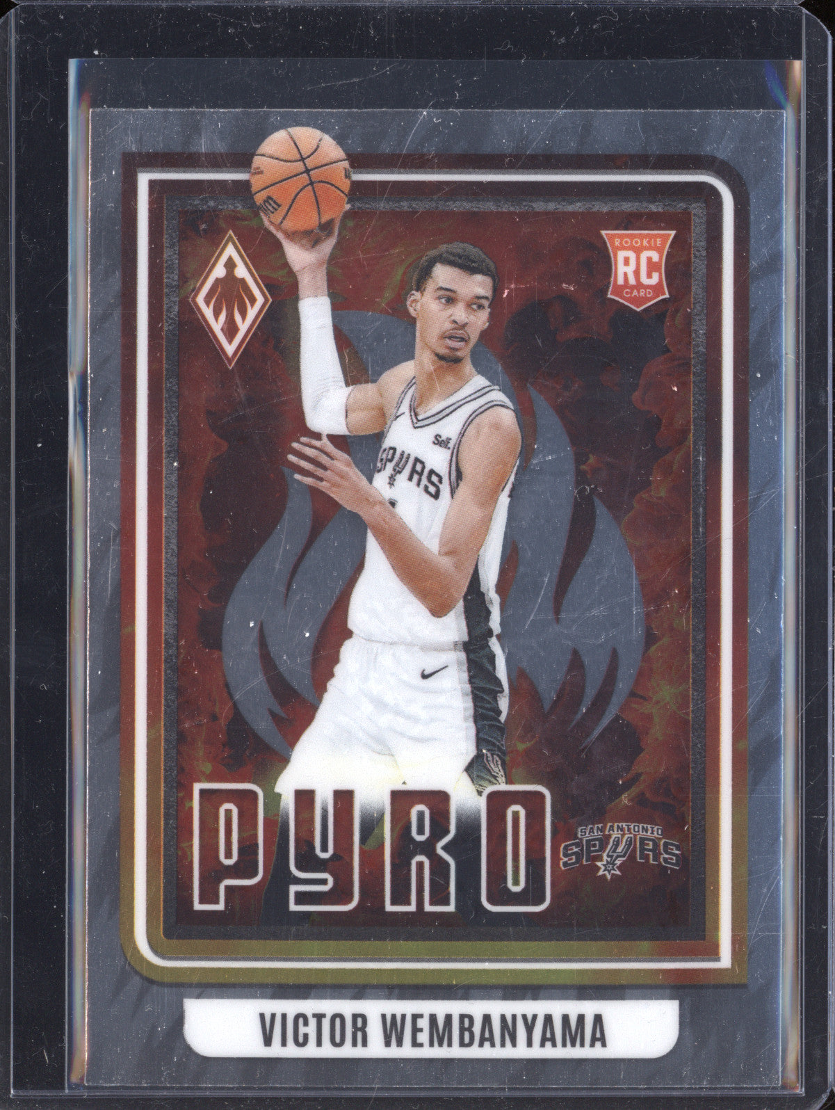 Victor Wembanyama 2023-24 Panini Phoenix 5 Pyro RC