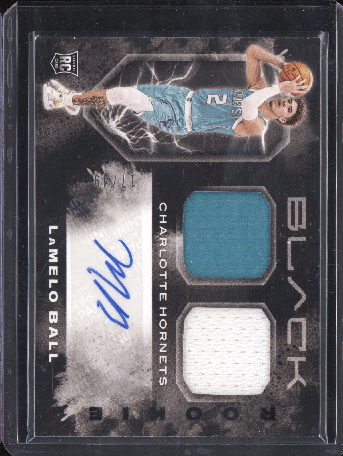 LaMelo Ball 2020-21 Panini Black RMA-LAM Rookie Memorabilia Auto RC 17/49
