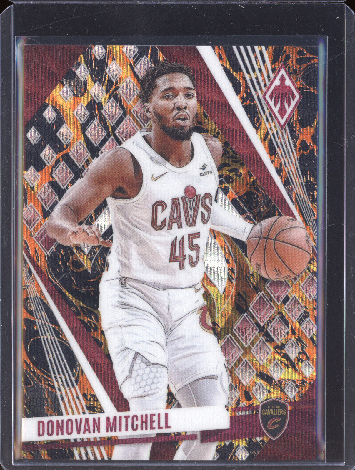 2023-24 Panini Phoenix 146 Donovan Mitchell Lava 12/75