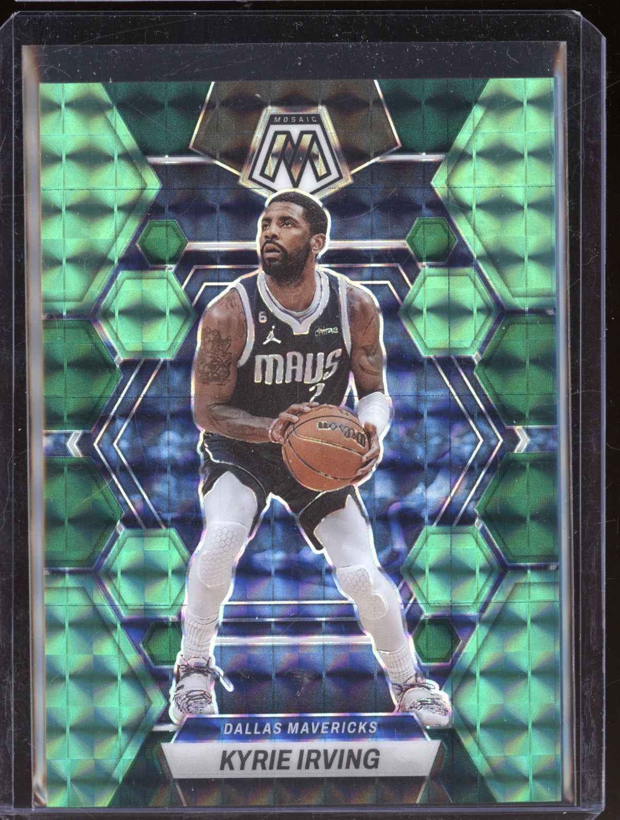 2022-23 Panini Mosaic 13 Kyrie Irving Green Mosaic 19/21