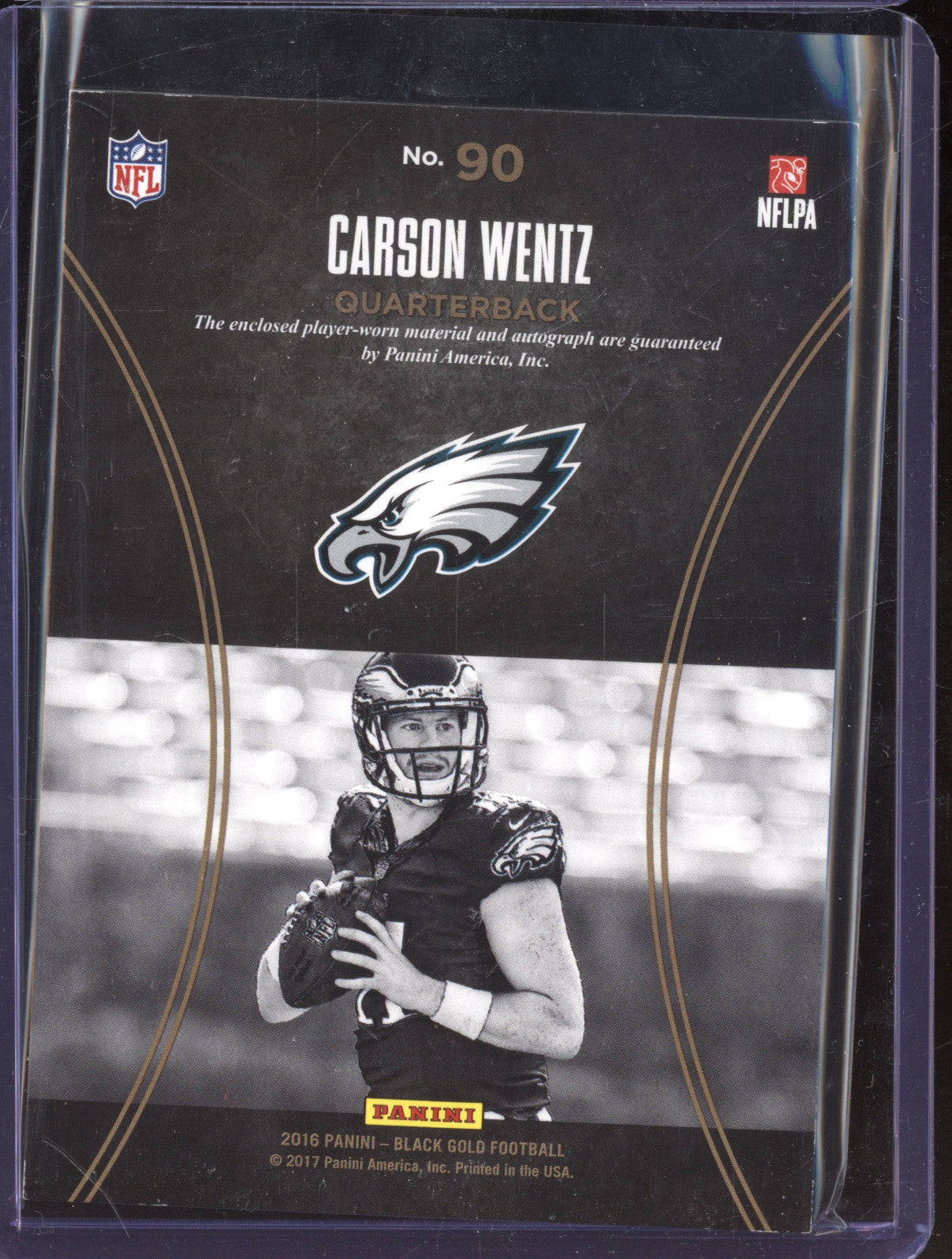 2016 Panini Black Gold 53 Carson Wentz Sizeable Patch Auto /99 RC
