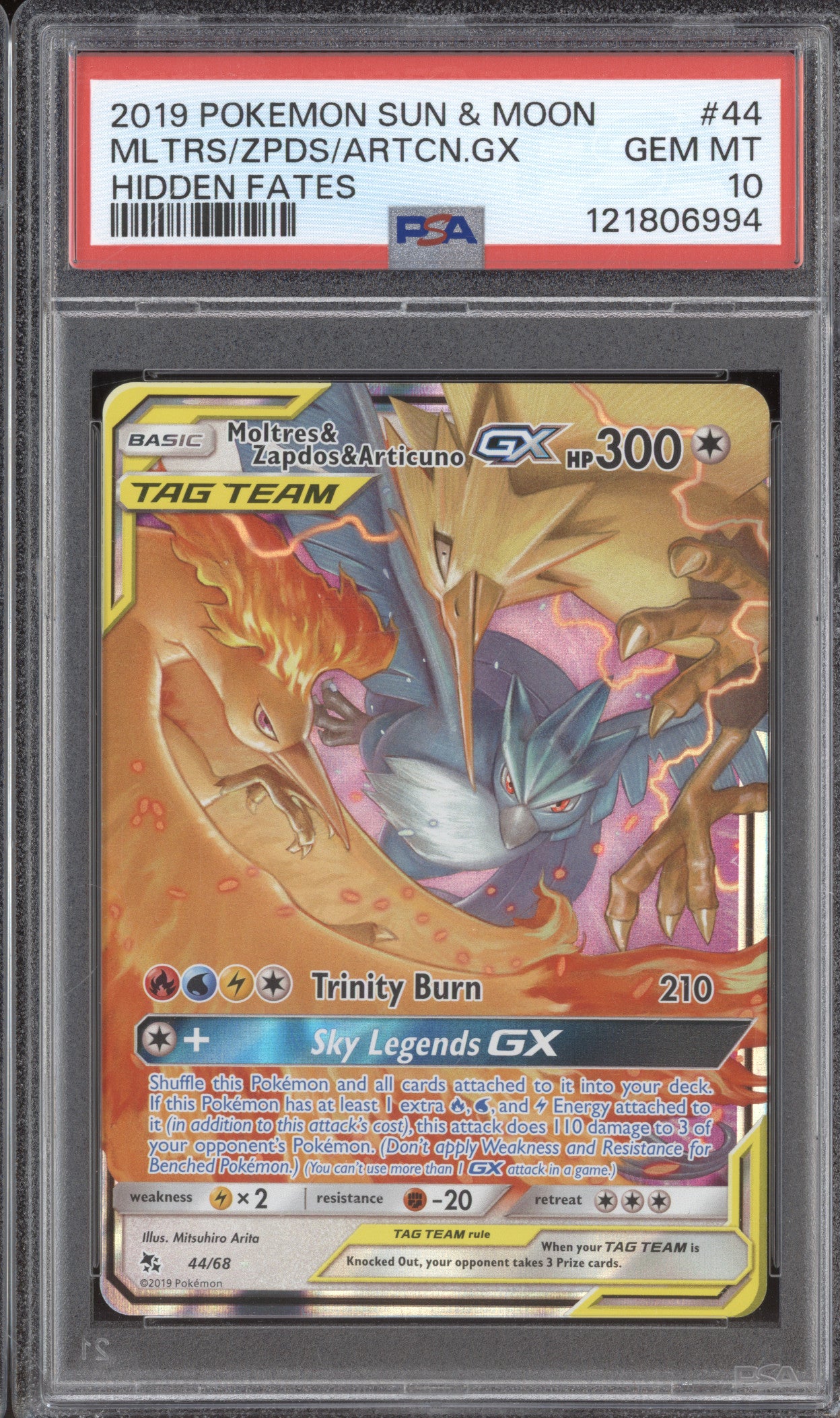 2019 Pokemon Moltres Zapdos Articuno 44/68 Hidden Fates PSA 10
