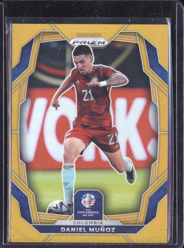 Daniel Munoz 2024 Panini Prizm Copa America 61 Gold 10/10