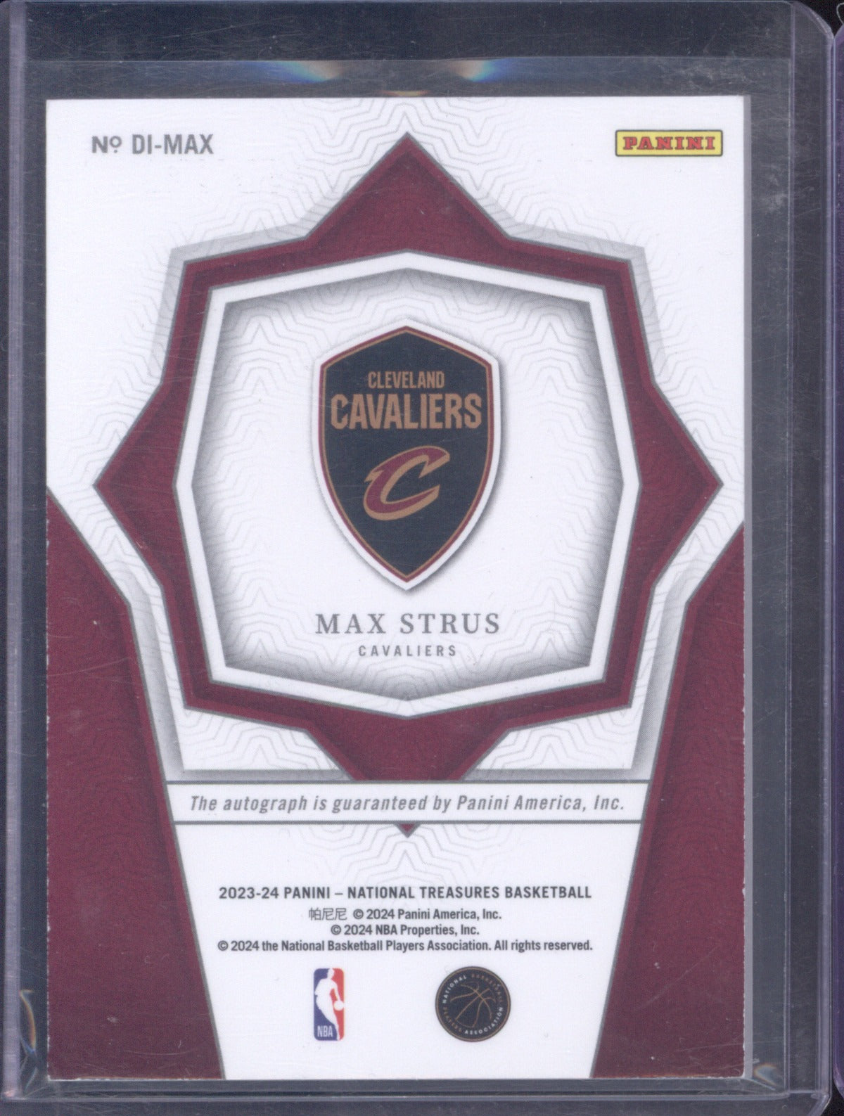 2023-24 Panini National Treasures DI-MAX Max Strus Definitive Ink Auto 07/49