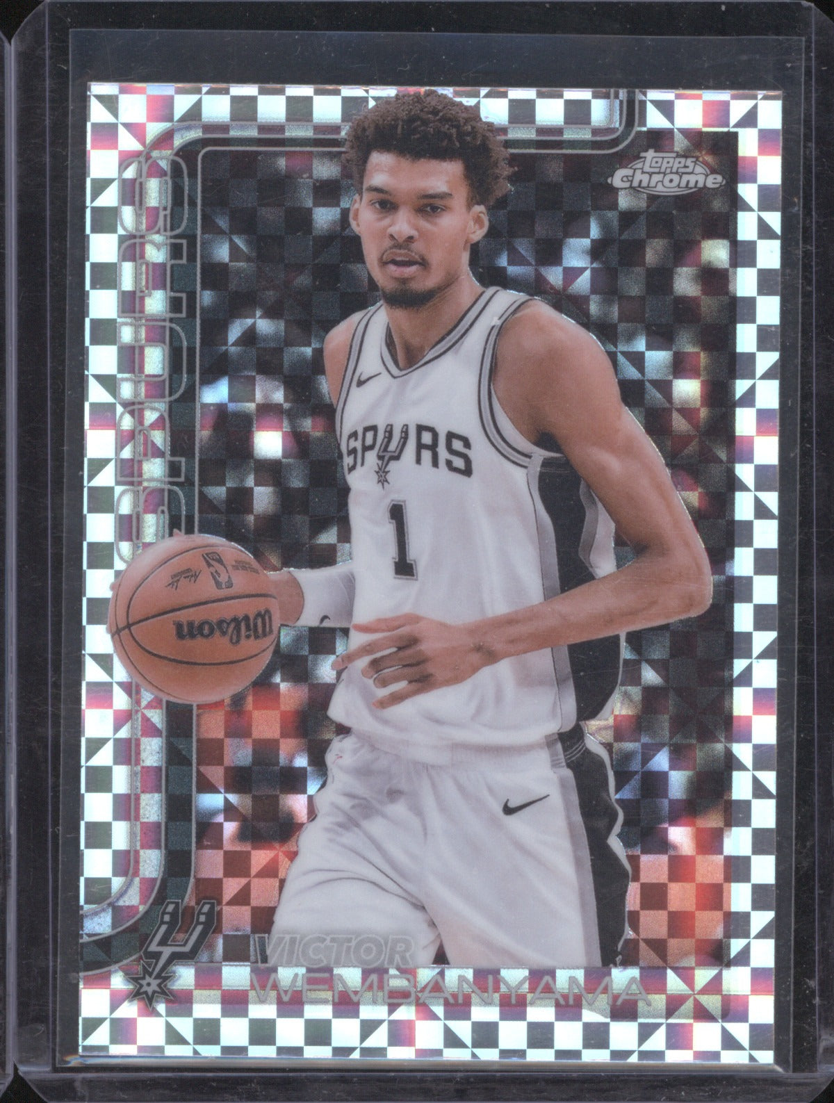 Victor Wembanyama 2025 Topps Chrome 221 X-Fractor