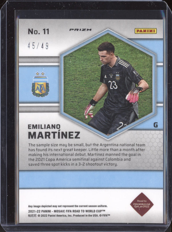 Emiliano Martinez 2021-22 Panini Mosaic Road to World Cup 11 Purple 45/49