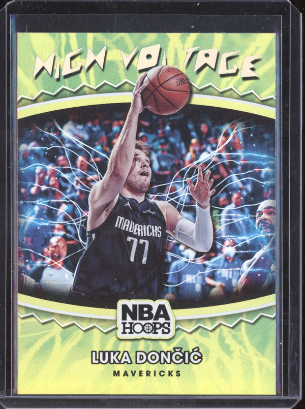 Luka Doncic 2021-22 Panini Hoops 25 High Voltage