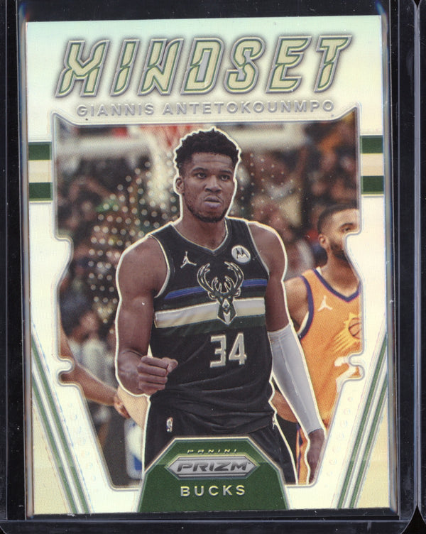 Giannis Antetetokounmpo  2021-22 Panini Prizm Mindset Silver