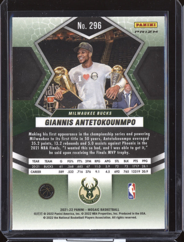 Giannis Antetokounmpo 2021/22 Panini Mosaic 296 Finals MVP Silver