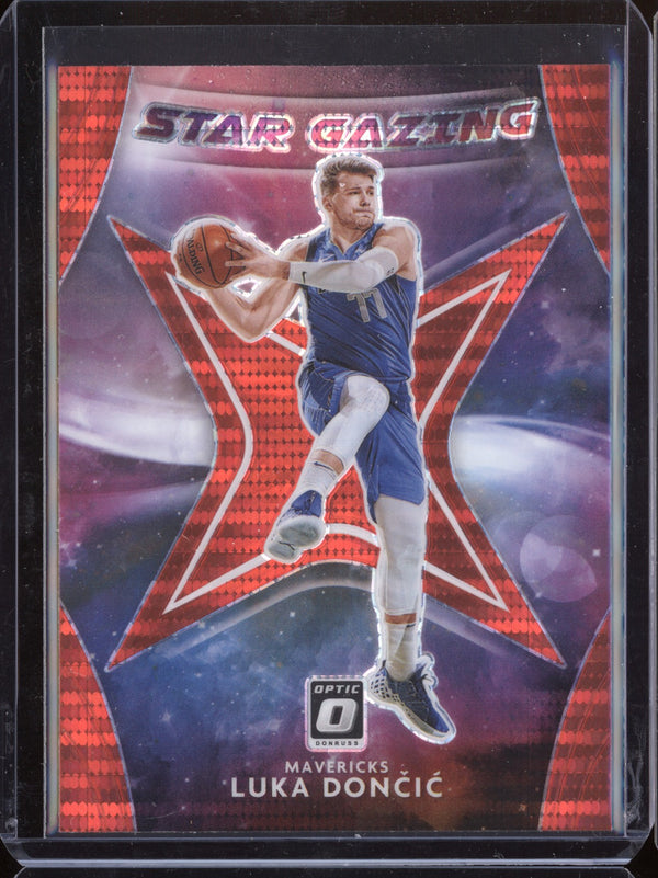 Luka Doncic 2020/21 Panini Optic Star Gazing Red Pulsar