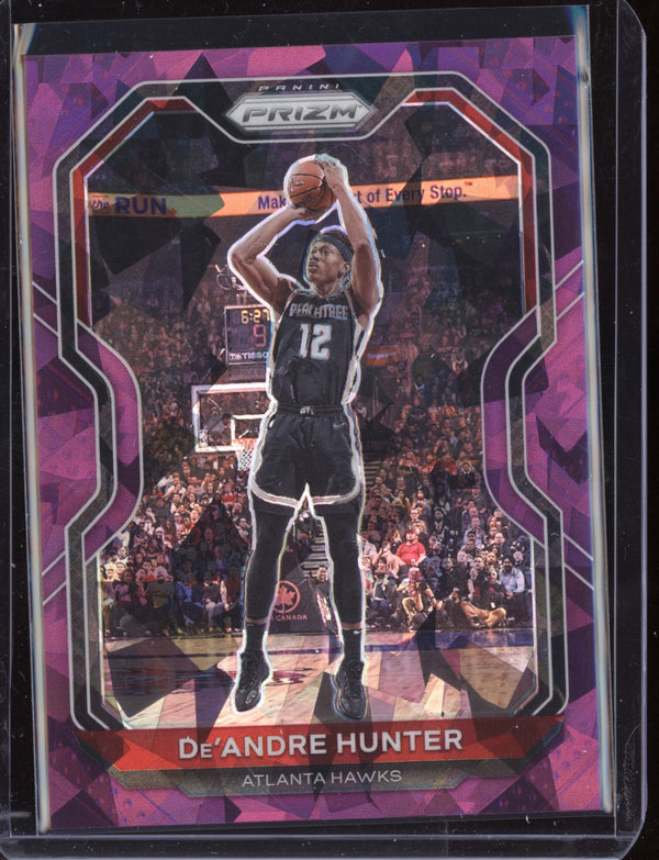 De'Andre Hunter 2020-21 Panini Prizm Purple Cracked Ice 155/179