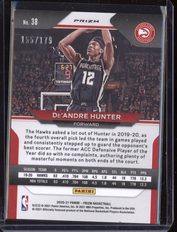 De'Andre Hunter 2020-21 Panini Prizm Purple Cracked Ice 155/179