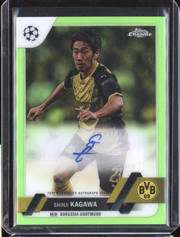 Shinji Kagawa 2022-23 Topps Chrome UEFA CA-SK Neon Green Auto 72/99