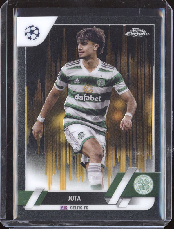 Jota 2022-23 Topps Chrome UEFA 17 Black & Gold Seismic 26/30