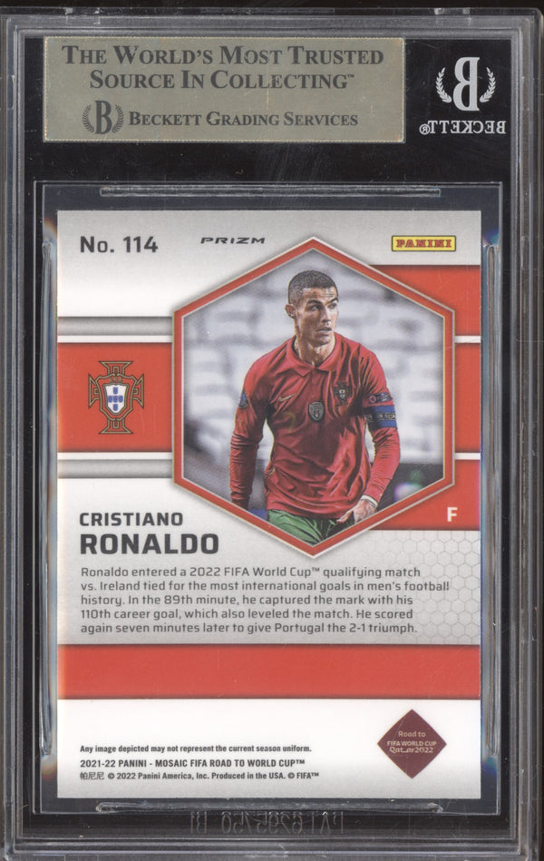 Cristiano Ronaldo 2021-22 Panini Mosaic RTWC 114 Red BGS 9.5